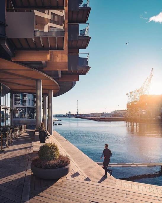 Tjuvholmen / Aker Brygge - Most Expensive Area In Oslo! Lägenhet Exteriör bild