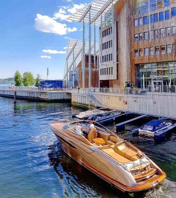 Tjuvholmen / Aker Brygge - Most Expensive Area In Oslo! Lägenhet Exteriör bild